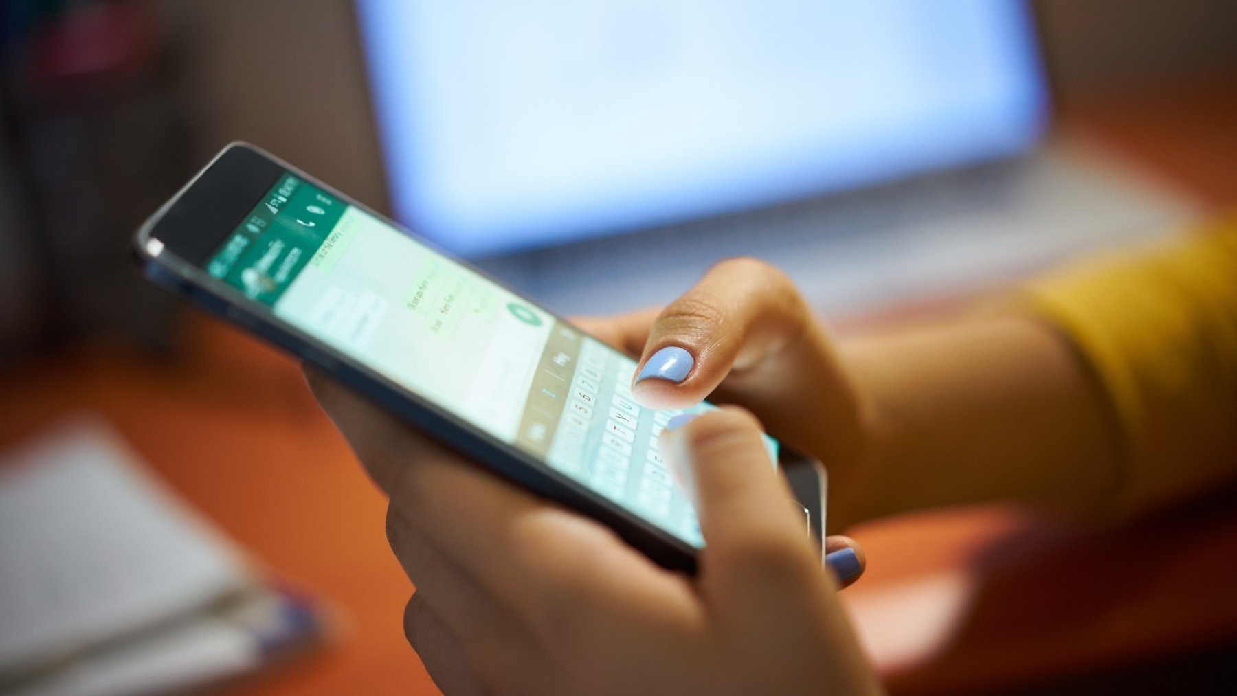 El truco de la papelera de WhatsApp para que tu viejo móvil funcione como si fuera nuevo