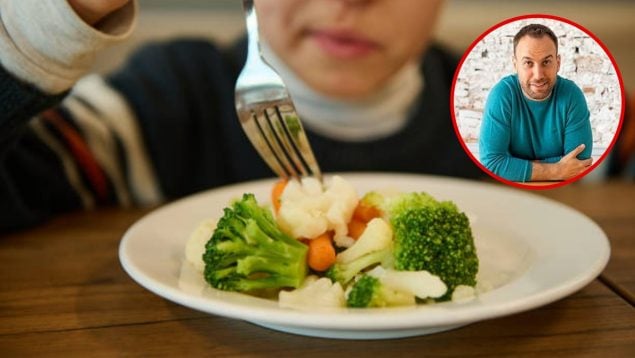 niños coman verduras
