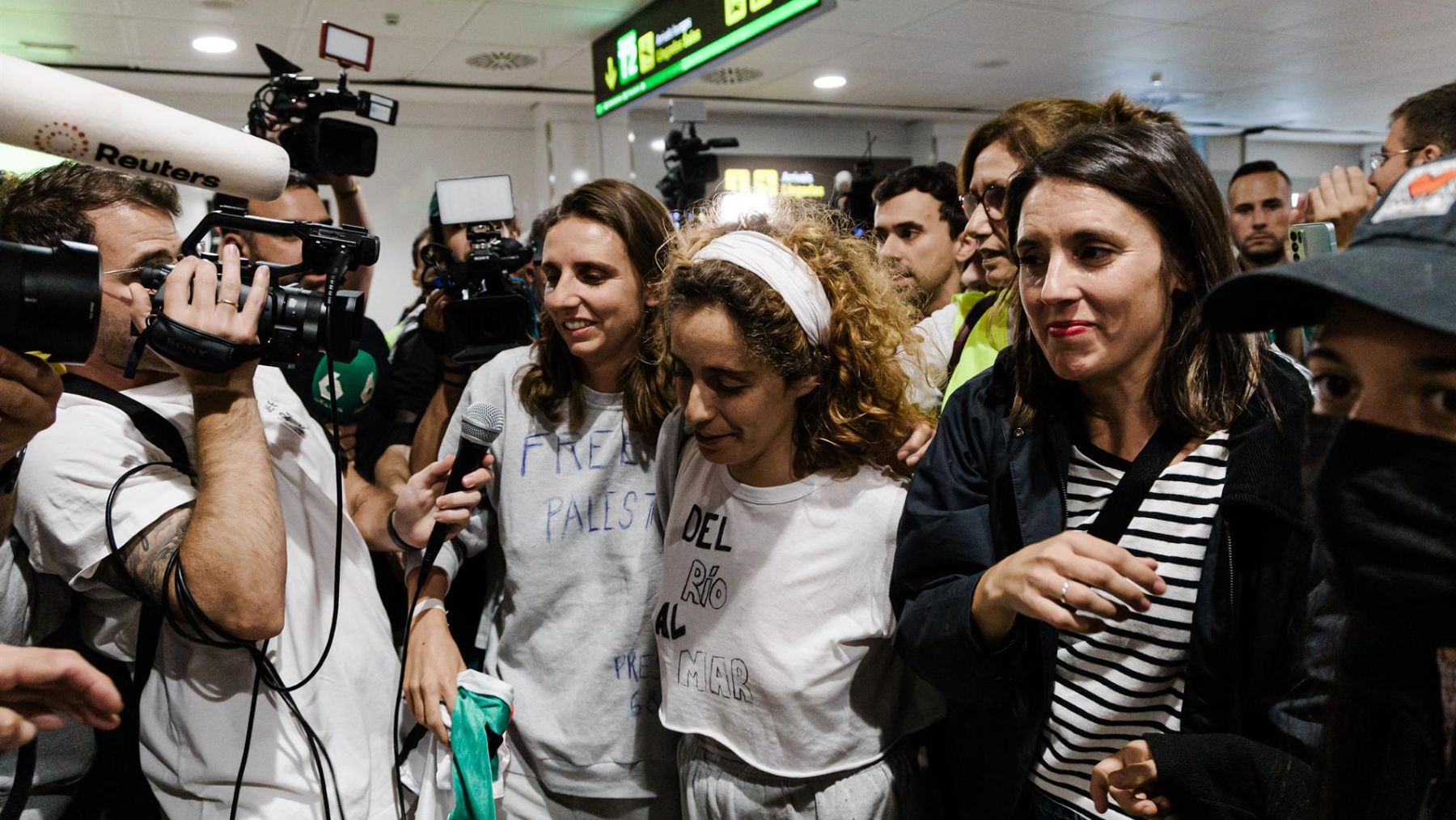 Las podemitas mallorquinas de la flotilla pro-Gaza llegan a España: «Hemos sido torturadas por Israel»