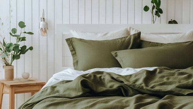 El cabecero de la cama