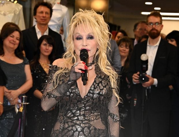 Dolly Parton en un evento. (Foto: Gtres)