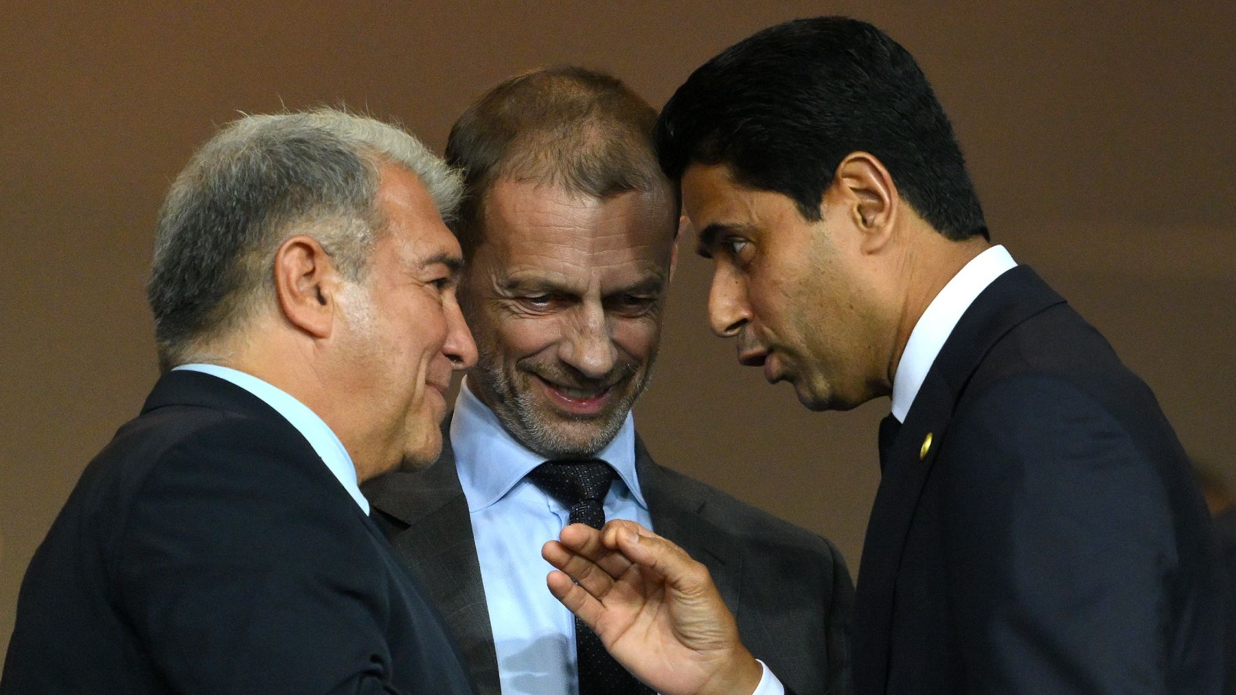 Laporta escenifica su alejamiento de la Superliga acudiendo a la reunión de la ECA en Roma