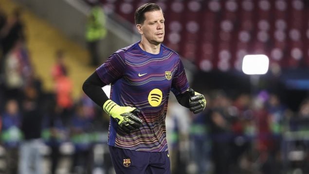 Szczesny, en un calentamiento con el Barça. (Europa Press)