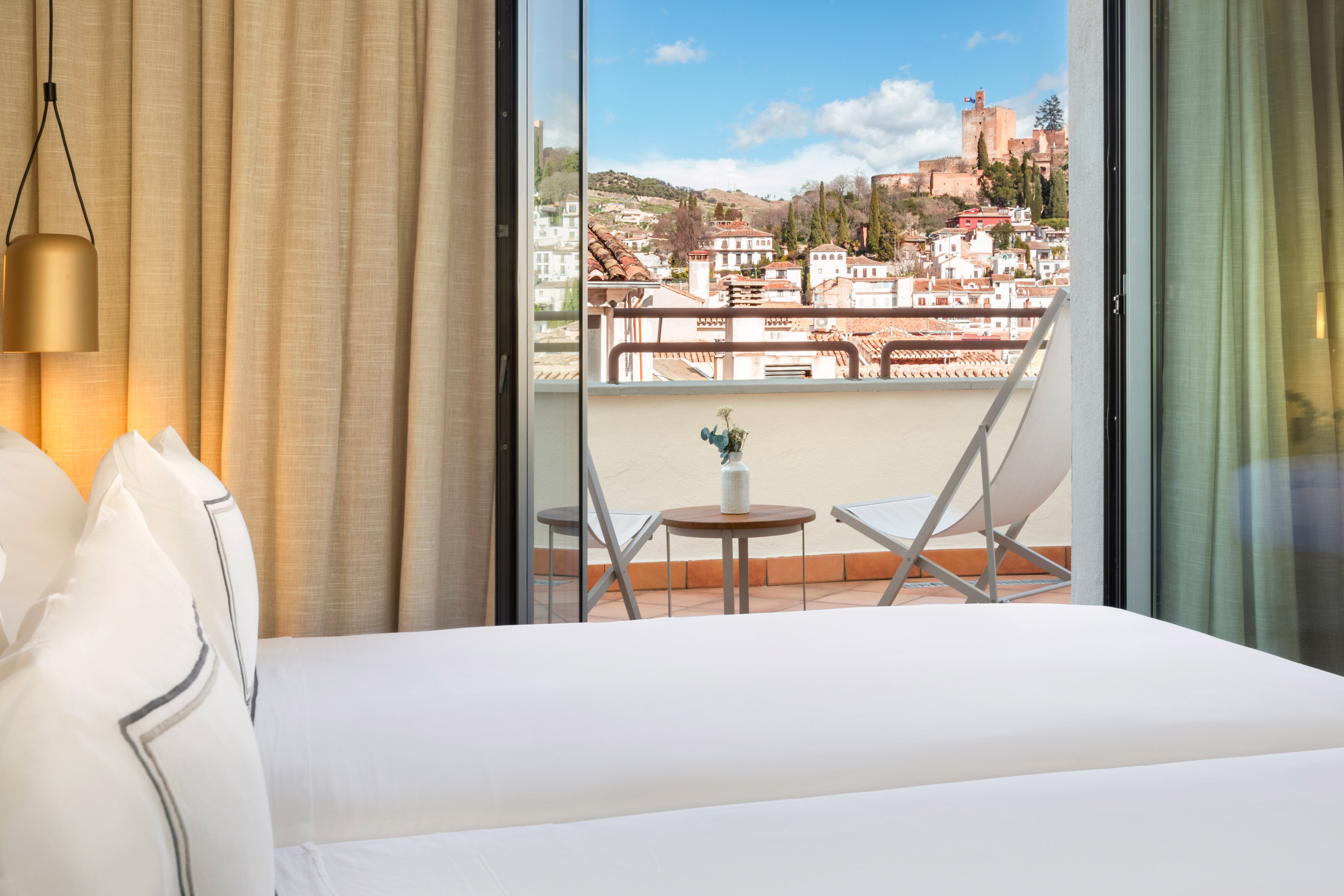 Meliá Granada: el arte de hospedarse en una ciudad que enamora