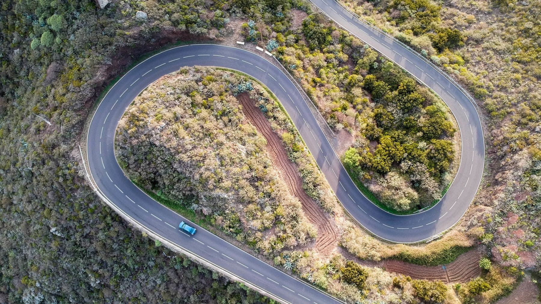 Carretera. Foto: Freepik