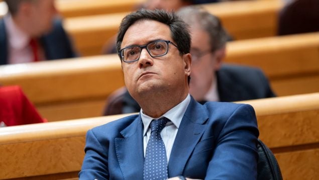 funcionarios, interinos