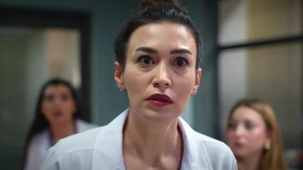 Ecem Özkaya es Rengin en Renacer. (Atresmedia)