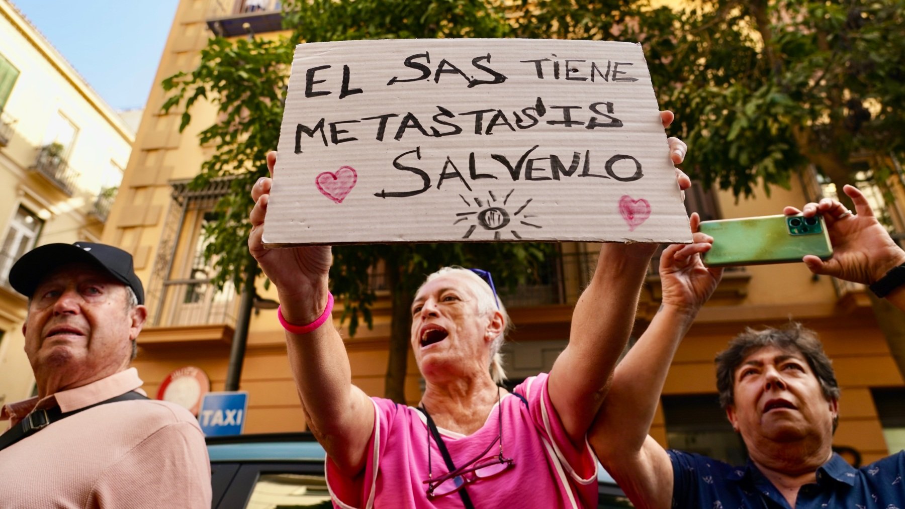 Movilización ciudadana en Málaga por los fallos en el cribado del cáncer de mama. (Europa Press)