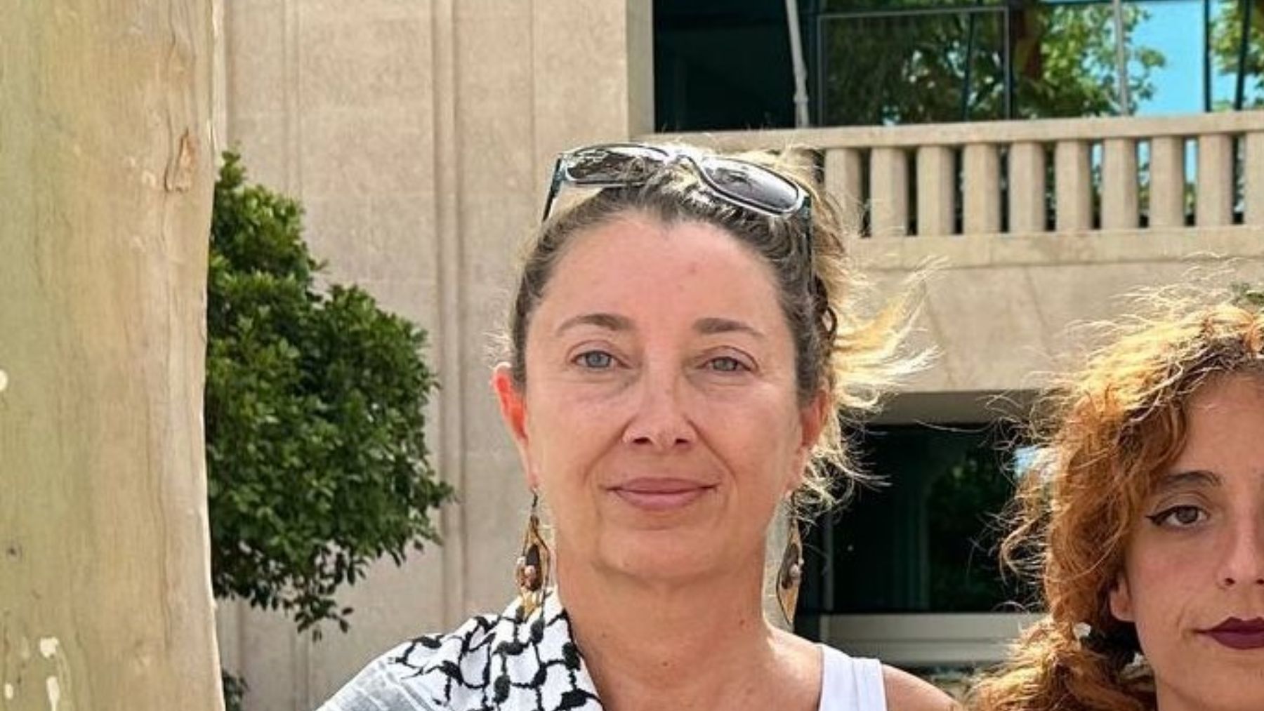 La Policía israelí pide prisión preventiva para Reyes Rigo, la activista que mordió a una agente