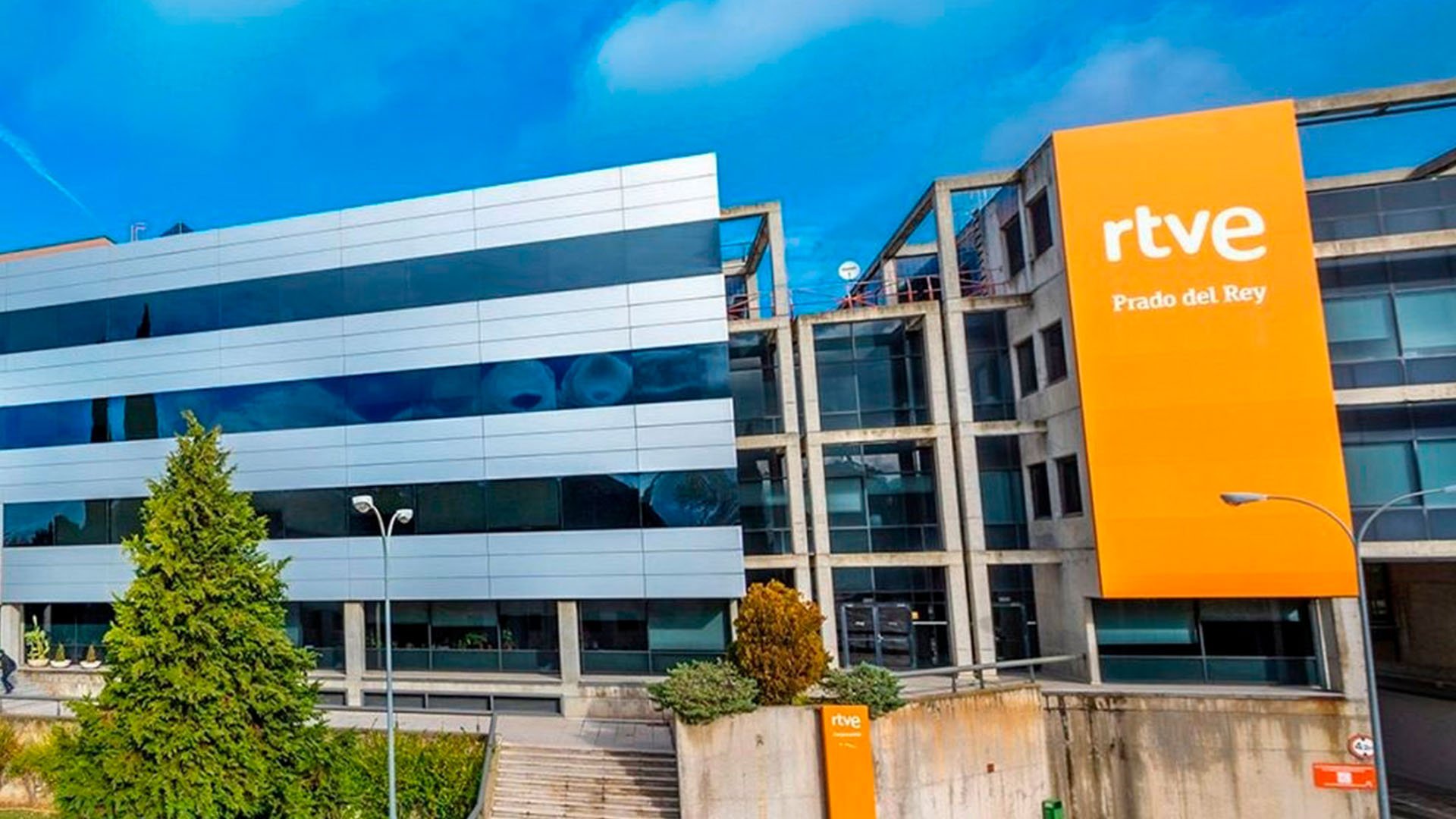 RTVE da otro contrato de 1,1 millones a una productora afín al PSOE y ya acumula 4,6 millones este año