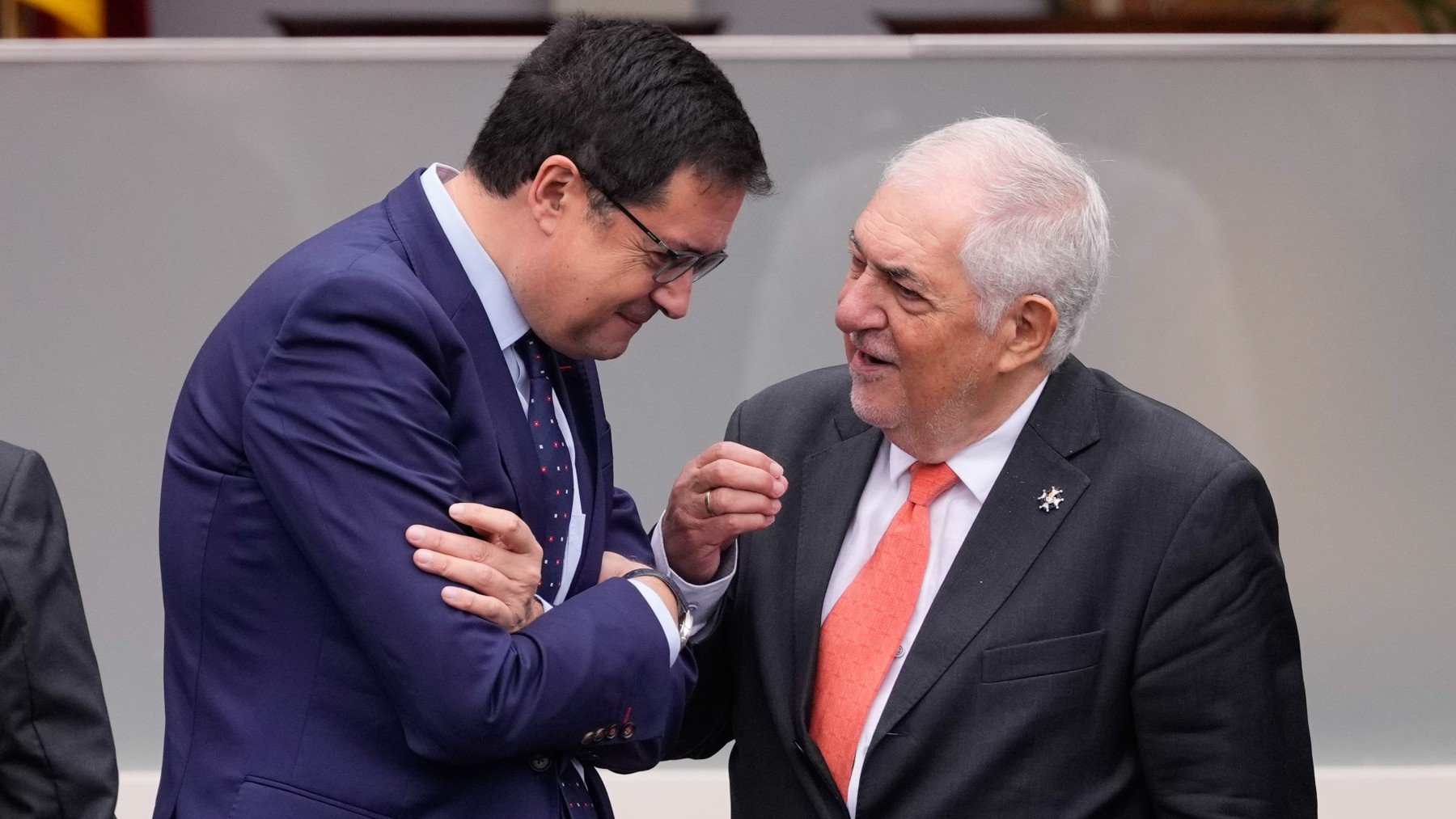 El Gobierno rebaja los sobres en efectivo de Ferraz: «Son anticipos de caja, se hace en los ministerios»