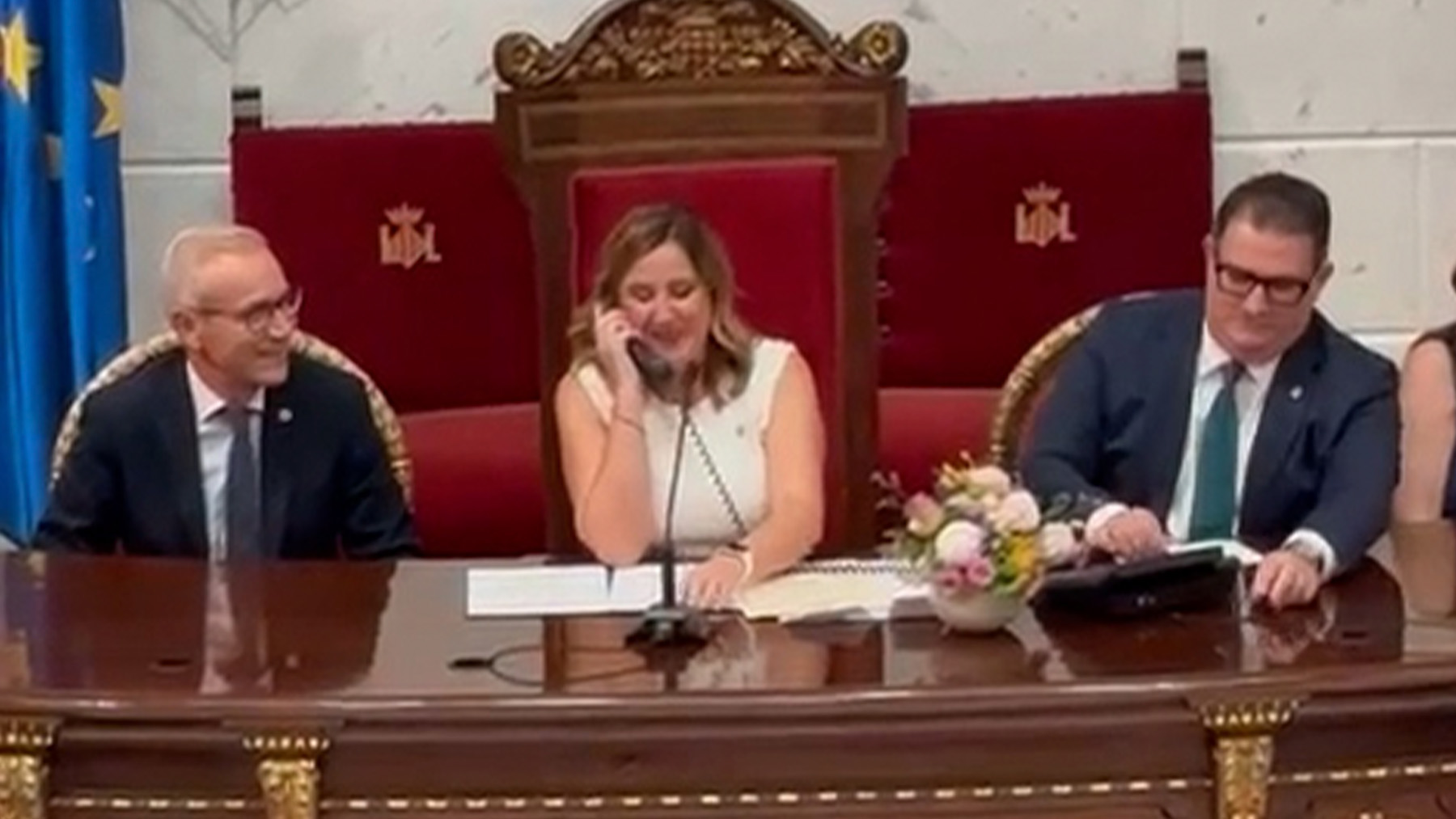 Carmen Prades y Marta Mercader reciben la ‘telefonada’ como nuevas Falleras Mayores de Valencia