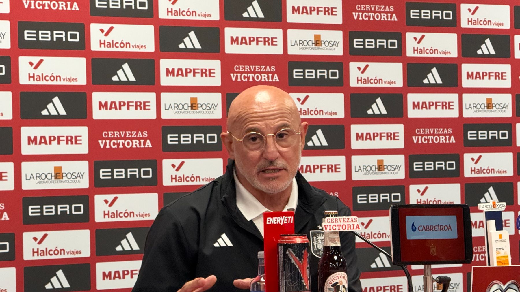De la Fuente responde a los clubes: «El salto cualitativo de un jugador es ir con España»