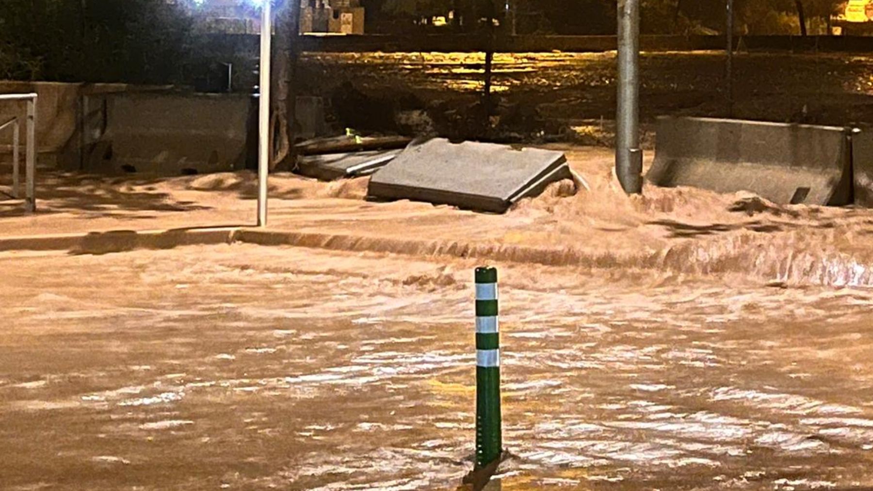 Aemet activa una alerta roja de última hora cuando dos comarcas de Valencia ya estaban inundadas
