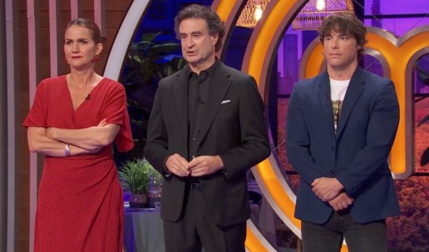 Samantha Vallejo-Nágera, Pepe Rodríguez y Jordi Cruz en MasterChef Celebrity. (RTVE) 