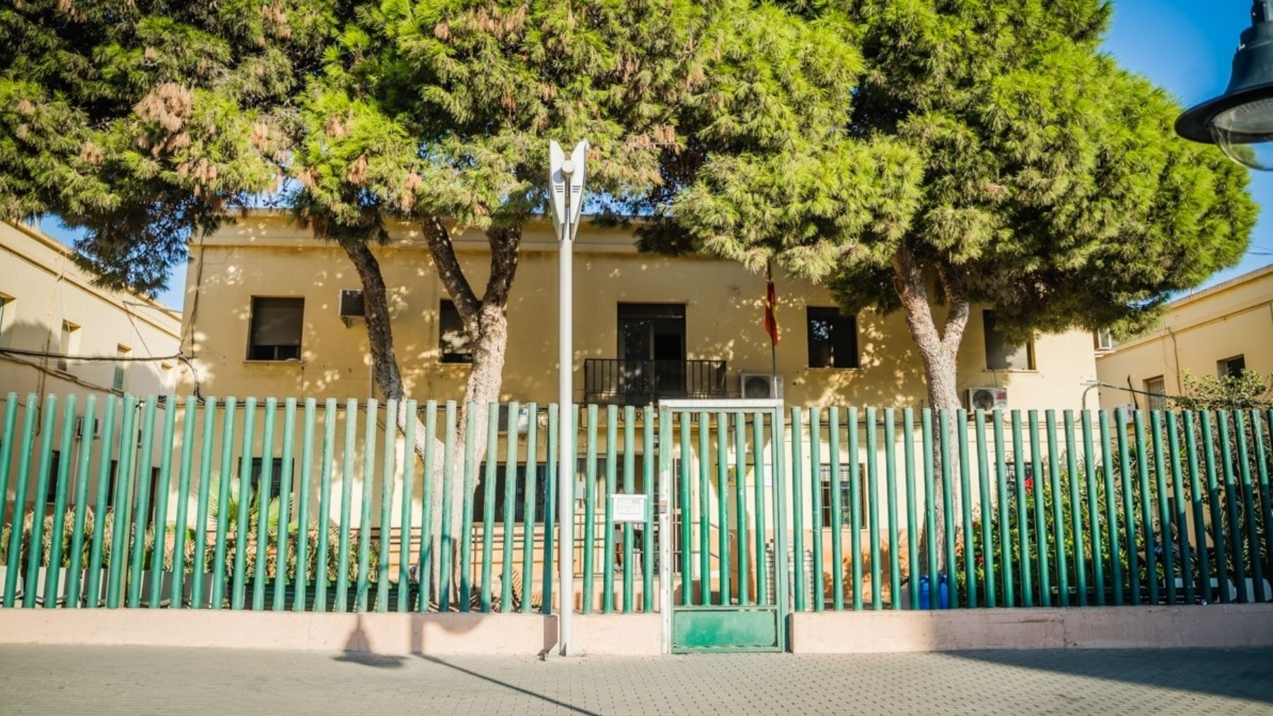 Comandancia de la Guardia Civil en Roquetas de Mar (Almería).