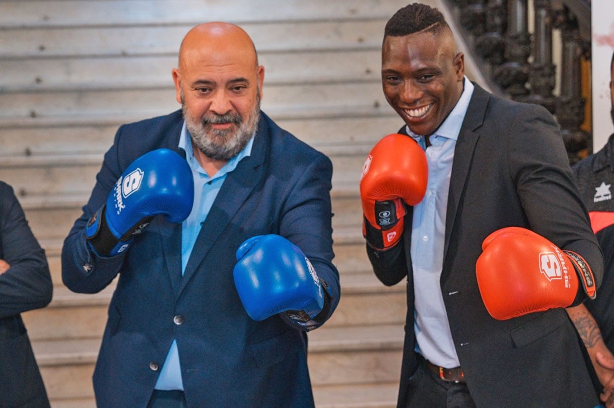 Youba Sissokho da el salto a la política: el ‘León’ del boxeo mallorquín ficha por el Ayuntamiento de Palma
