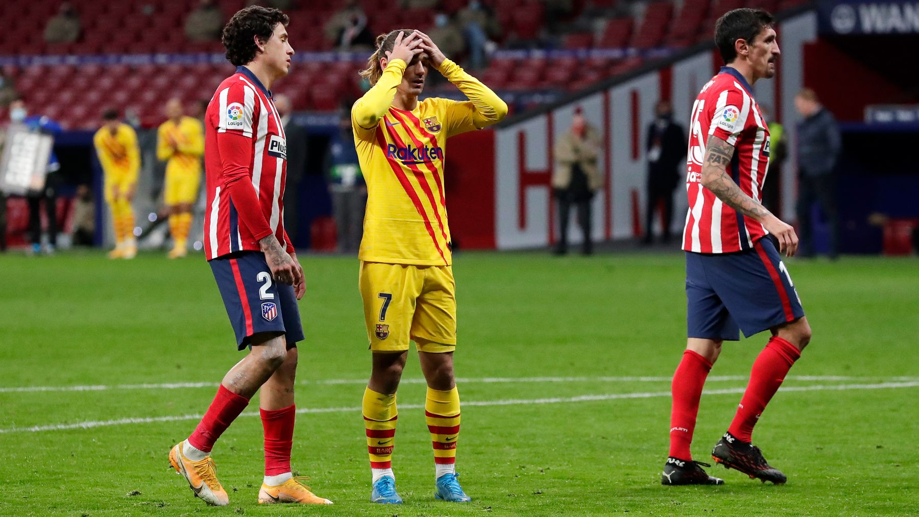 Griezmann con el Barcelona en un partido frente al Atlético de Madrid. (Getty)