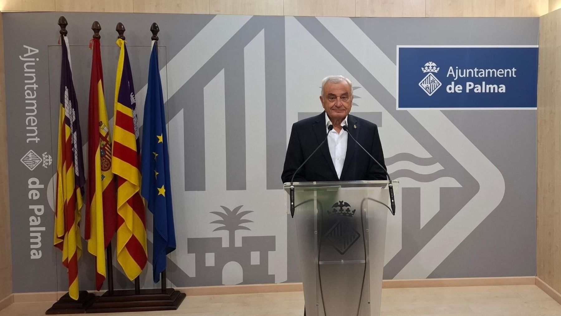 Fulgencio Coll califica de «estafa y fraude» la participación de la edil podemita de Palma en la flotilla