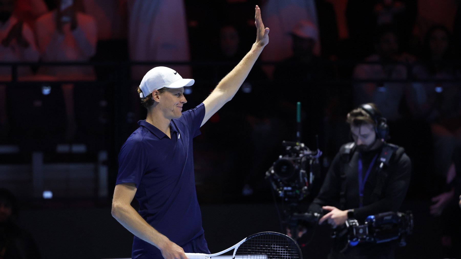 Sinner acepta el reto: no da opción a Djokovic y reedita con Alcaraz la final del Six Kings Slam