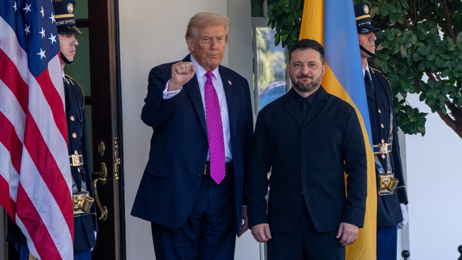 Donald Trump recibe a Zelenski en la Casa Blanca.