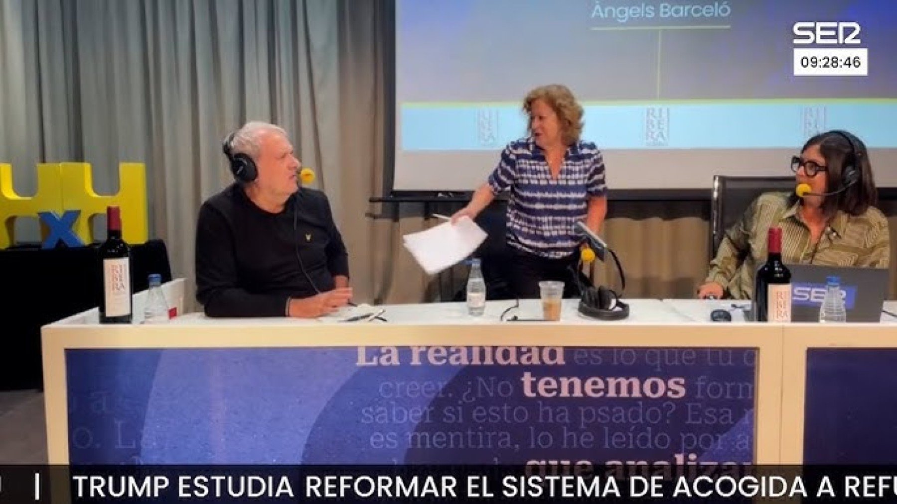 Javier Aroca, Berna González y Àngels Barceló.