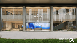 HONOR ALPHA