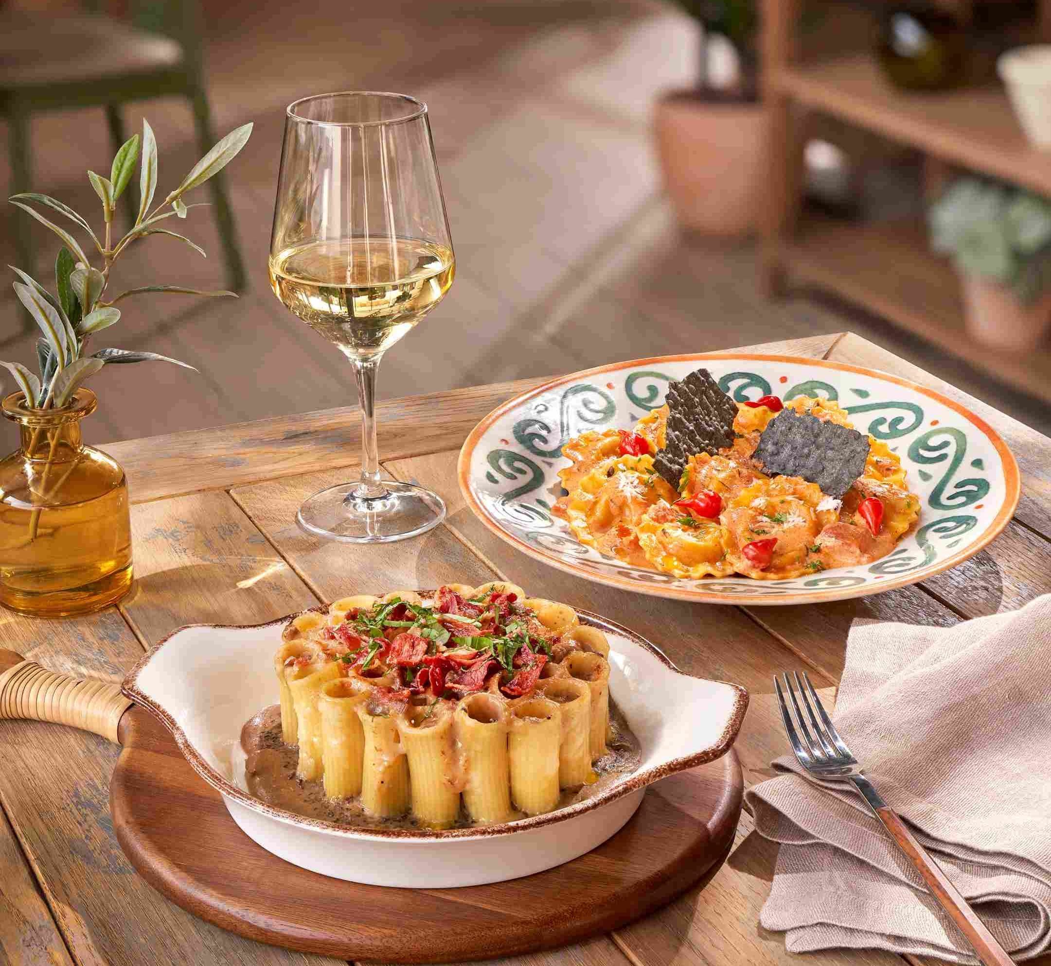 Ginos celebra el Día Mundial de la Pasta reinventando sus clásicos más icónicos por su 40 Aniversario
