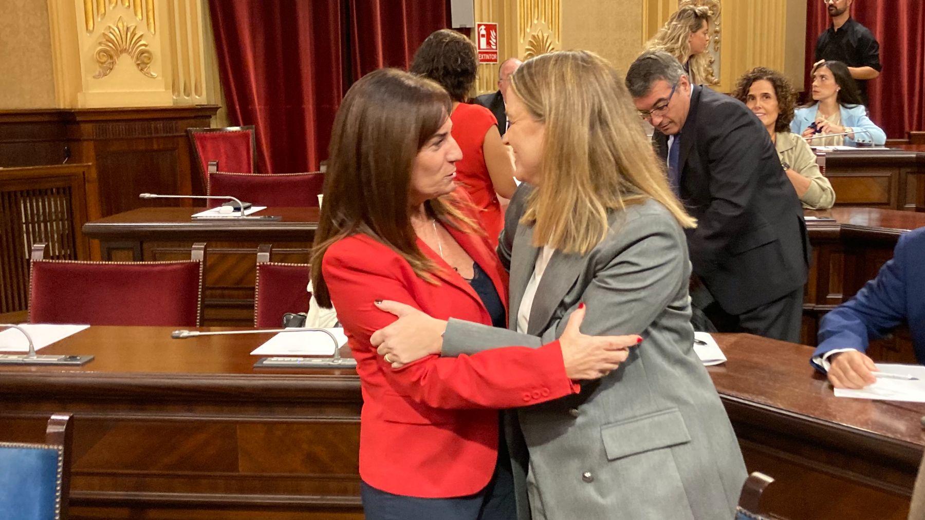 PP y Vox ya van de la mano para derogar la ley de memoria democrática de Baleares