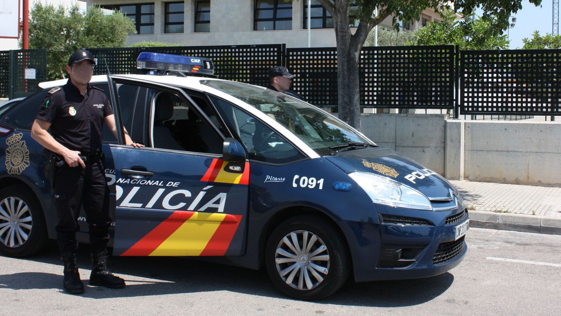 El hombre, de 58 años, fue detenido por la Policía Nacional