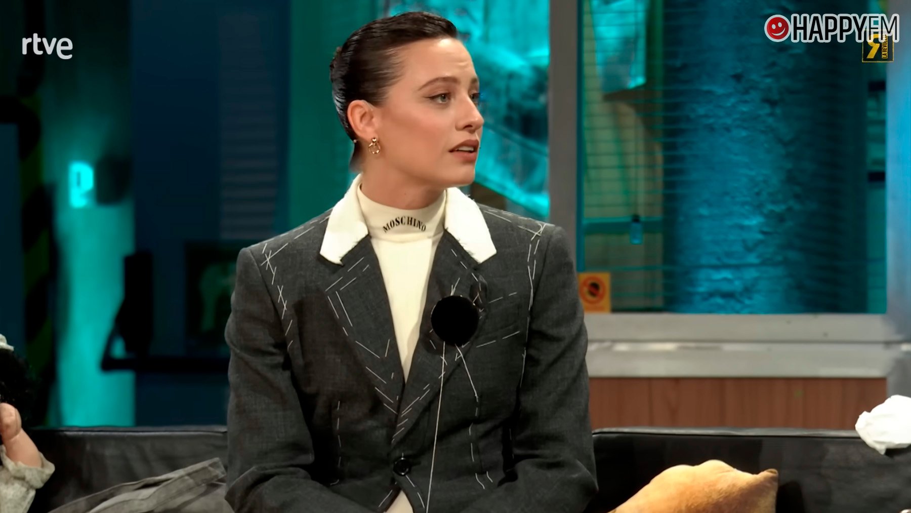 Michelle Jenner para los pies a David Broncano ante las preguntas clásicas: «Nunca las he contestado»