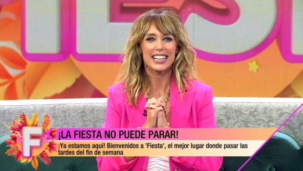 Emma García, presentadora de 'Fiesta'. (Mediaset)