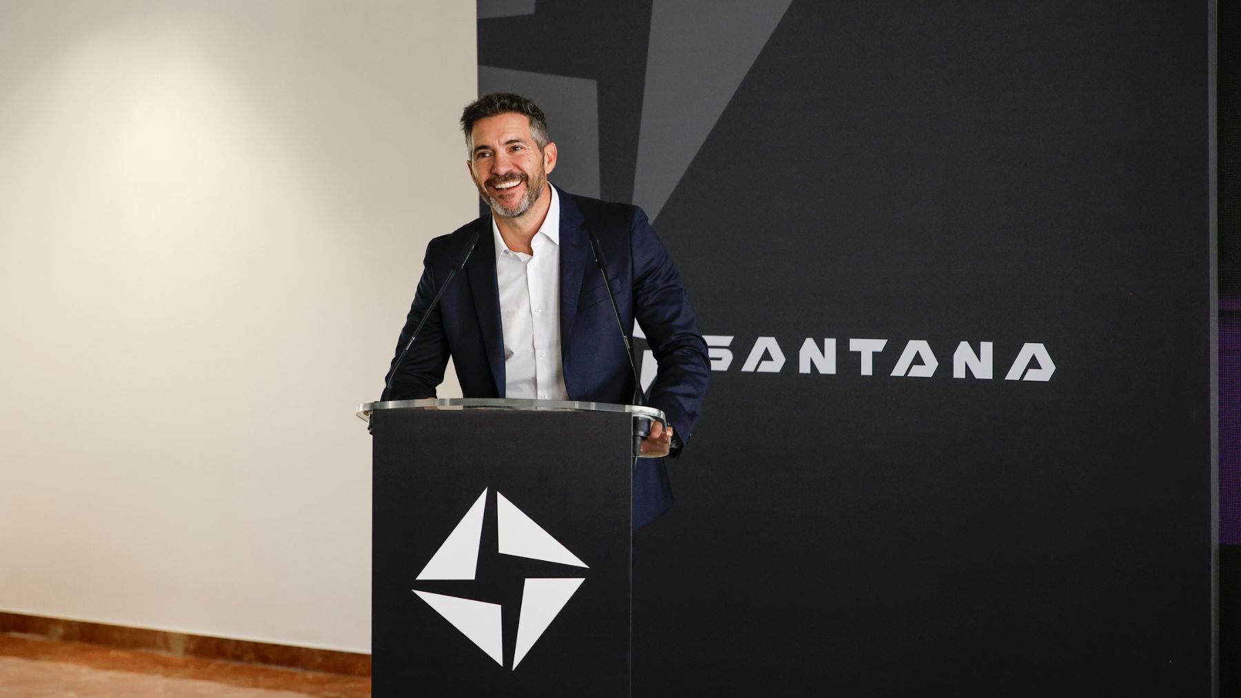 El consejero delegado de Santana Motors, Edu Blanco