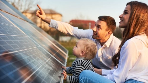 familia energía solar