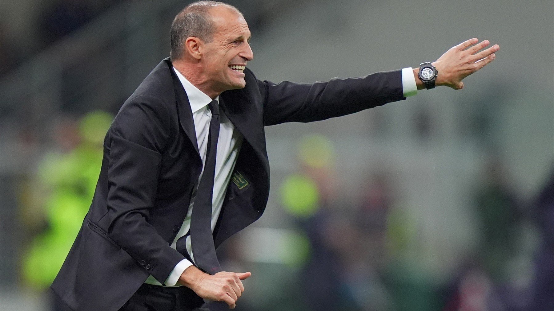 Massimiliano Allegri dirigiendo un partido con el AC Milan. (Europa Press)