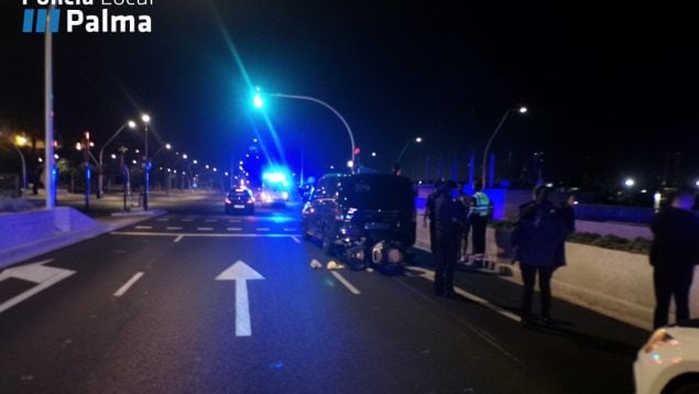 Cuadruplica el alcohol, choca en un semáforo y su padre acaba denunciado en Palma
