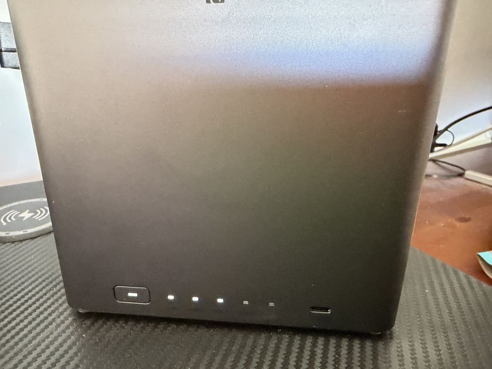 UGREEN NASync DH4300 Plus