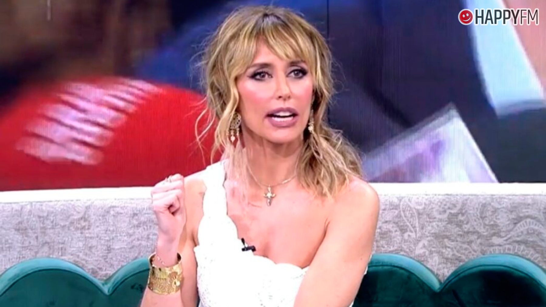 Emma García, presentadora de ‘Fiesta’. (Mediaset)