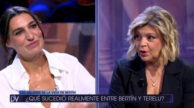Eugenia Osborne y Terelu Campos en De Viernes. (Mediaset)