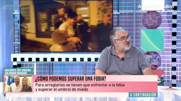 El psicólogo Guillermo Fouces en 'Fiesta'. (Mediaset)