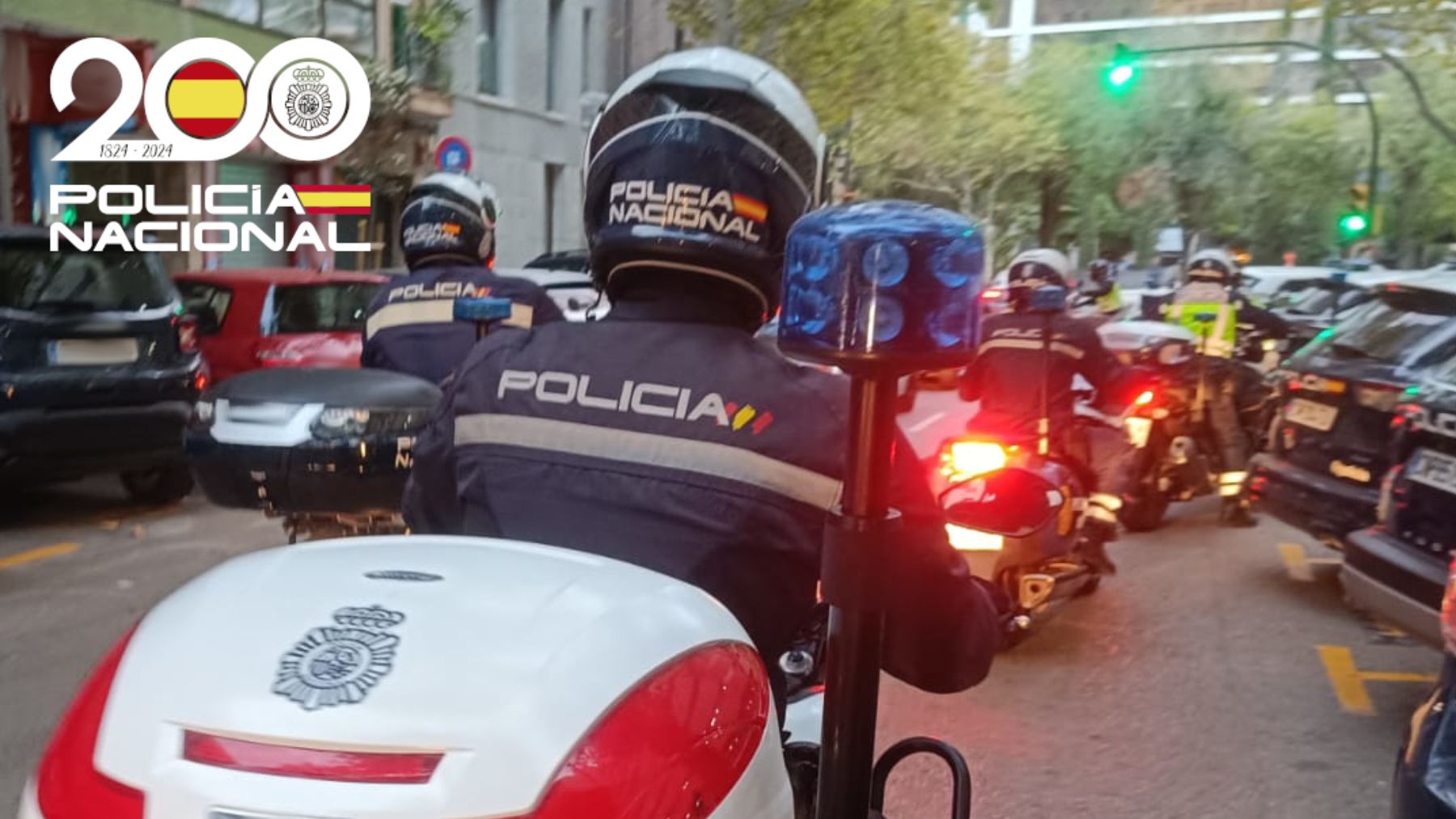 Un agente de Policía Nacional en Palma.