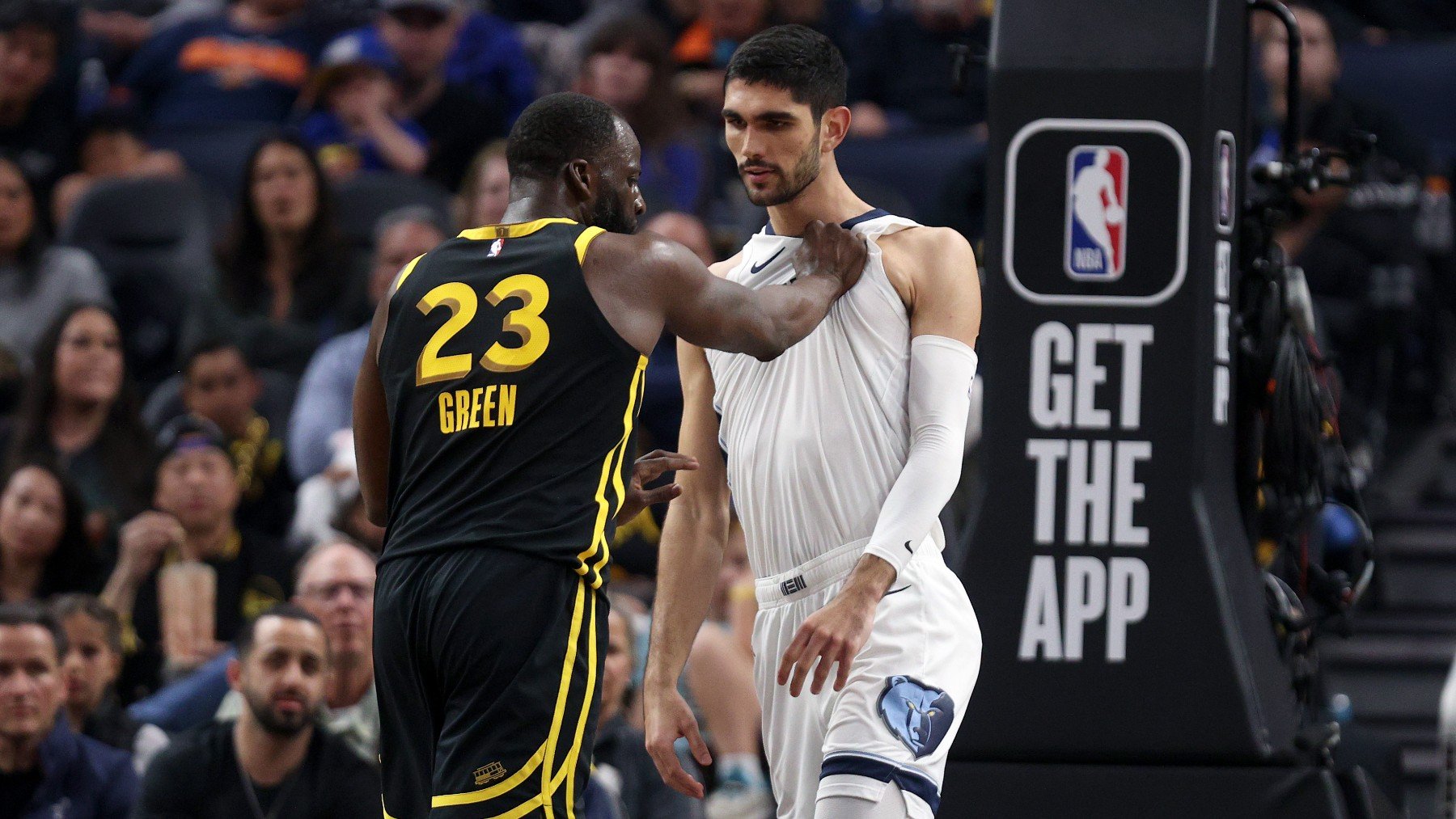 El jugador más antideportivo de la NBA monta un escándalo contra Santi Aldama