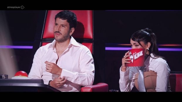 Sebastián Yatra y María Becerra en La Voz (Atresmedia).