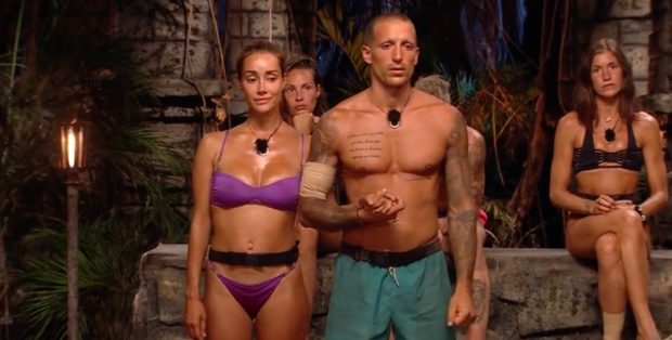 Adara Molinero y Rubén Torres en 'Supervivientes All Stars'. (Mediaset) 