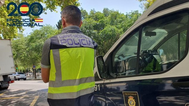 detenidos Palma documentos personales obra