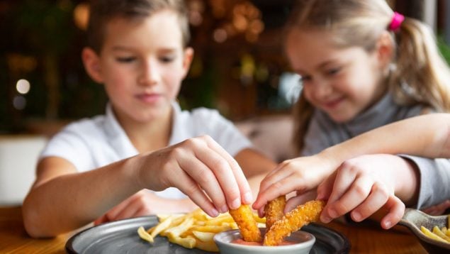 Niños, comida, alimento, nutrición