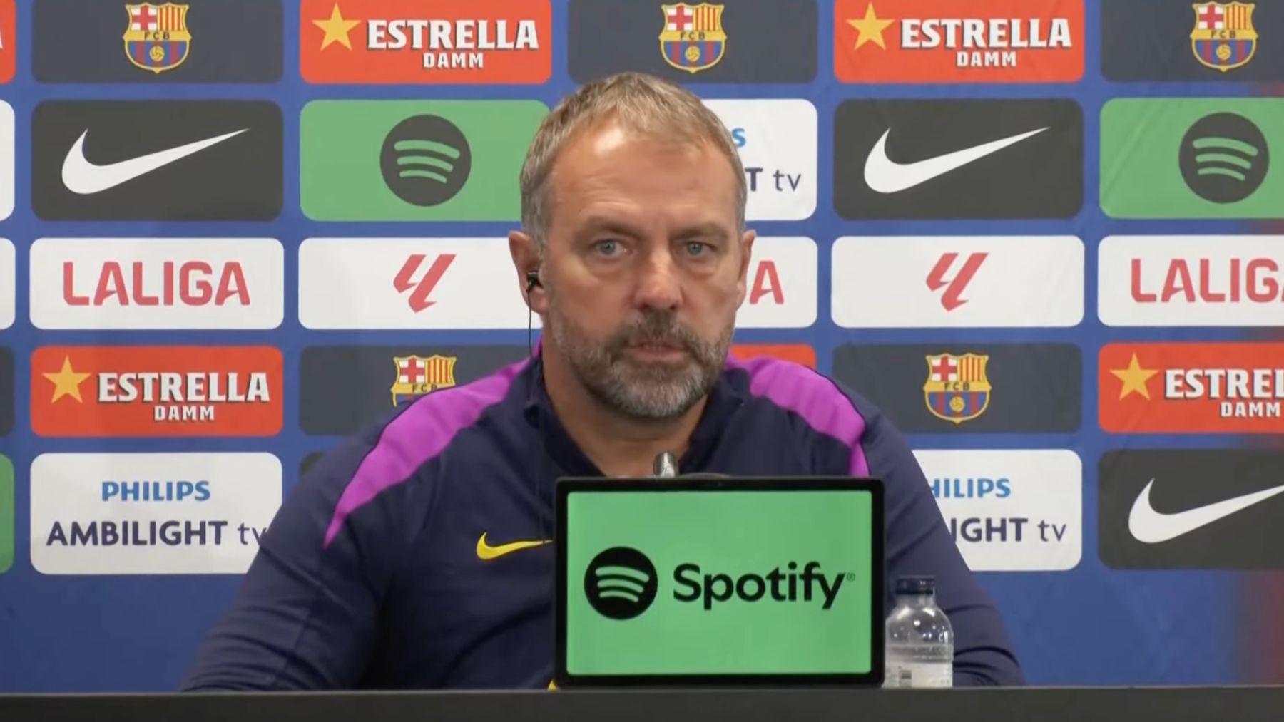 Flick en rueda de prensa. (FC Barcelona)