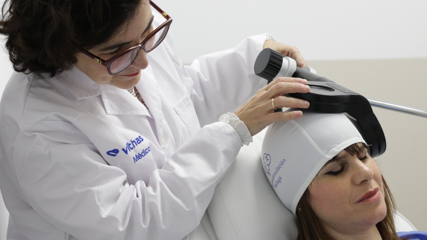 Dra. Victoria Fernández: La terapia con pulsos magnéticos mejora la depresión en pacientes resistentes