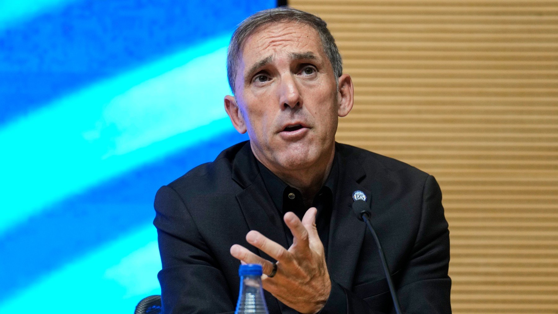 Fran Garagarza, director deportivo del RCD Espanyol, sufre un infarto y está estable