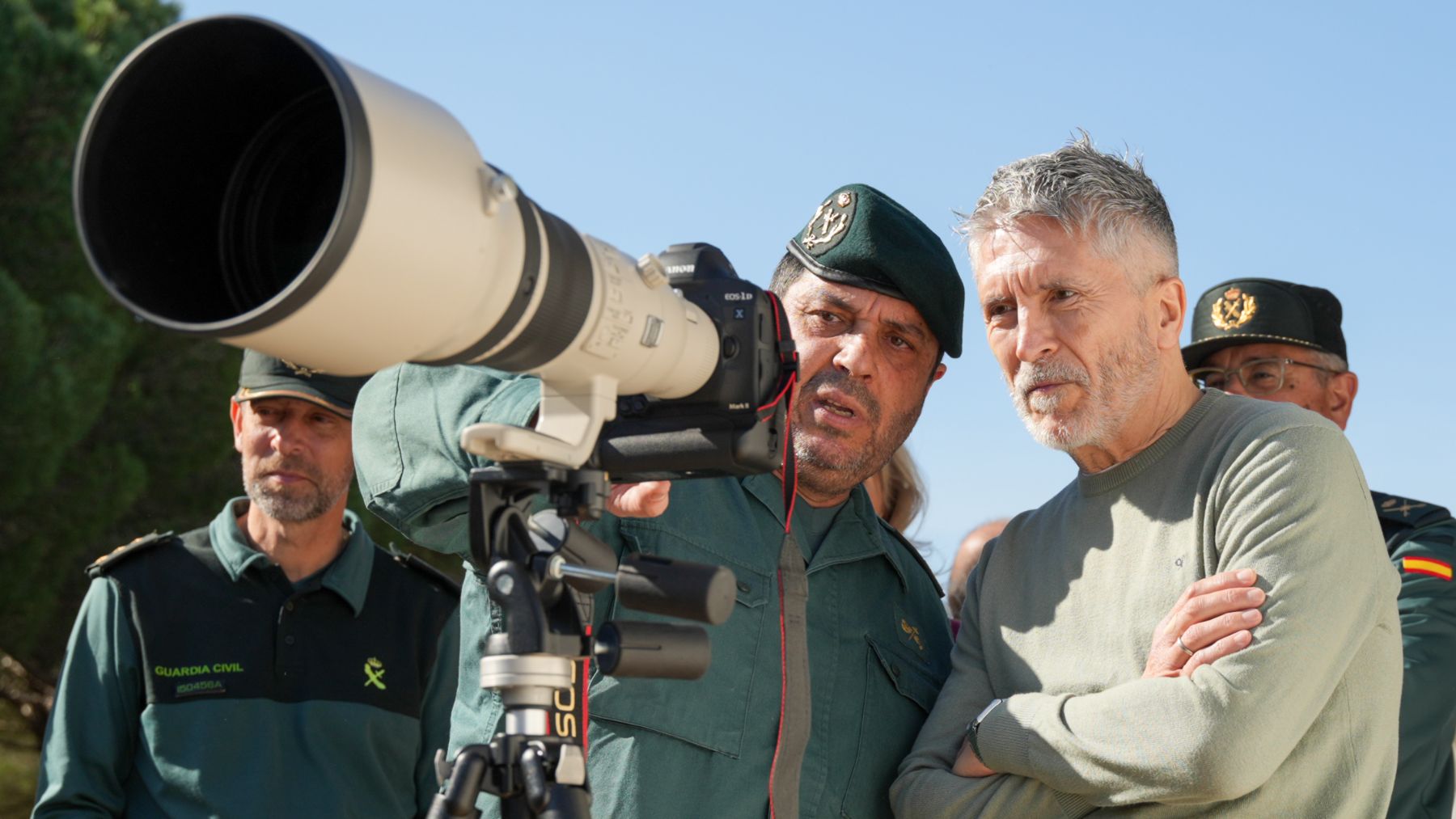 El ministro del Interior, Fernando Grande-Marlaska durante una visita a la exhibición del Seprona el pasado 20 de febrero de 2025 en Almonte, Huelva. (Foto:Europa Press).